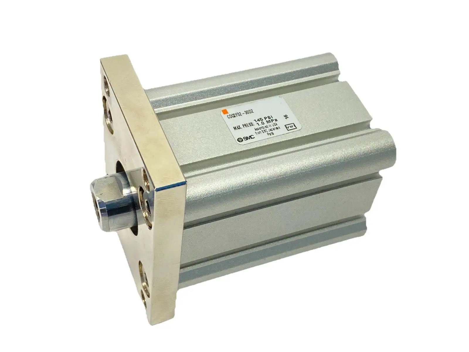CDQ2F32-30DZ | SMC  Pneumatic Cylinder 32mm Bore 30mm Stroke - New Other