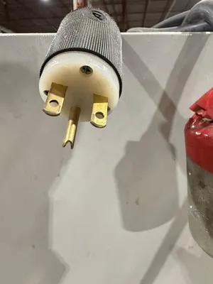 2014 FRIULAIR CWM004-UE chillers | ListingHippo (7)