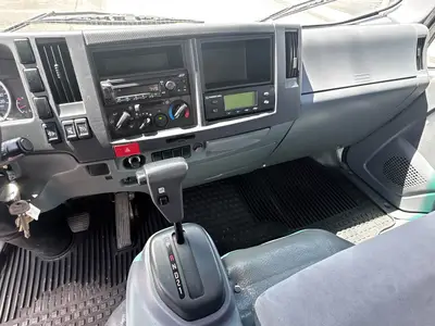 Used 2019 ISUZU NQR Reefer Trucks Florida US | Truck and Van Outlet #1509194