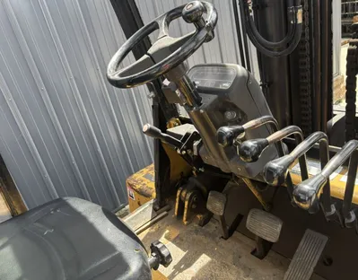 Used CAT DP70 Internal Combustion Forklifts: Pneumatic Tire Michigan US | Miedema Asset Management Group #1424692