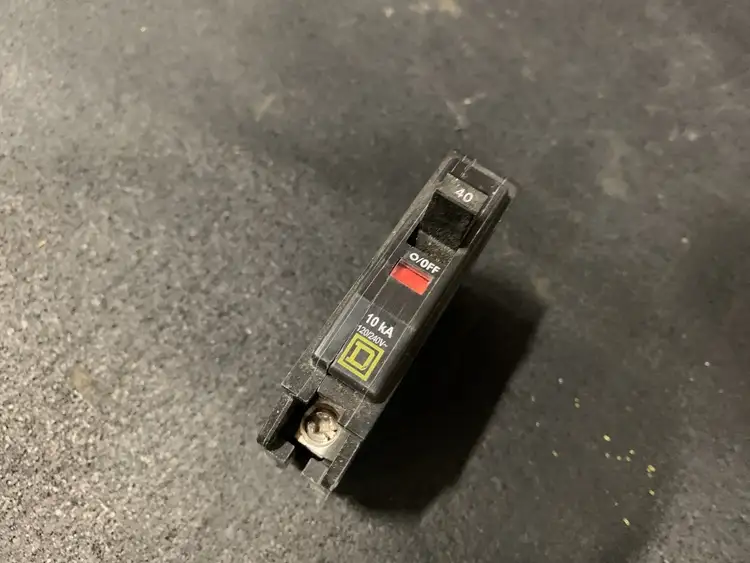 Used SQUARE D QO140 Switchgears British Columbia CA | Lenmark #244248