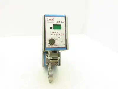 Sick LUT 1-440 Electronic Liminescence Adjustable Sensitivity Sensor 18-30 VDC