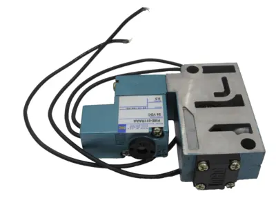 NEW MAC VALVES 914B-PM-611RA SOLENOID VALVE 24VDC 914BPM611RA