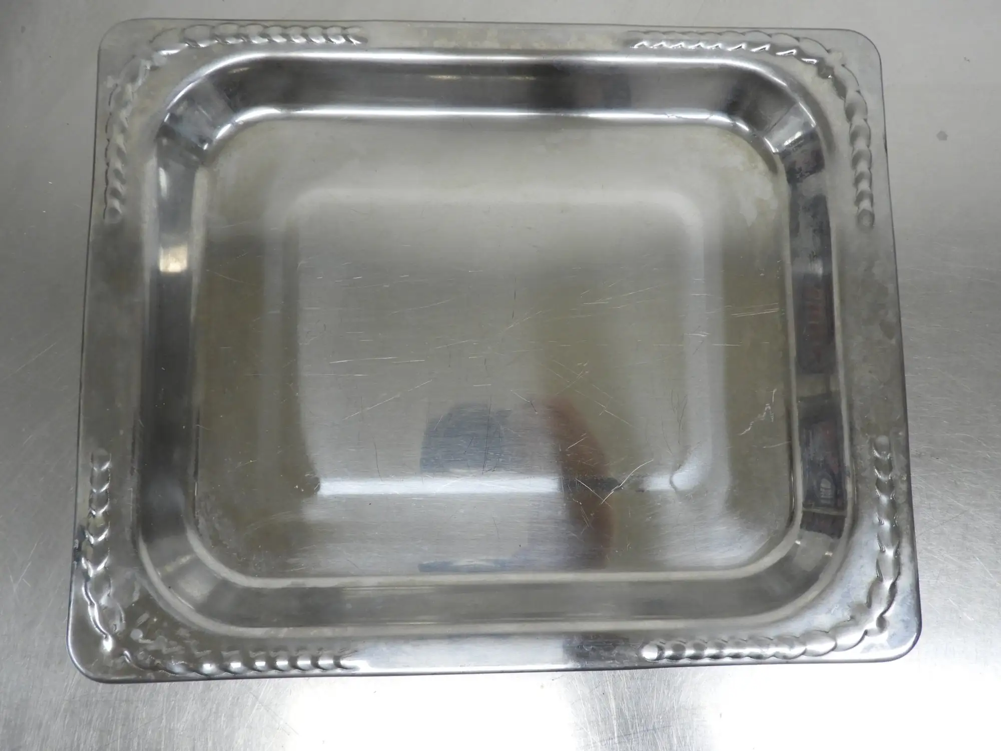 Used Golden Corral Used Vollrath 8231810 Miramar® 1/2 Size Decorative Food Pan Steam Pans Illinois US | Falcon Restaurant Supply #1376469