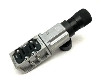 USED FESTO INTERMEDIATE PRESSURE REGULATOR PLATE 13000434