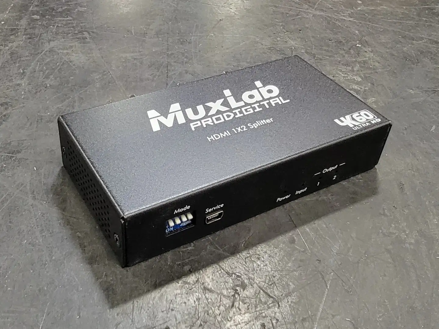 NEW MUXLAB 500425