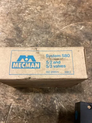 MECMAN System 580 Directional Control Valve -NIB