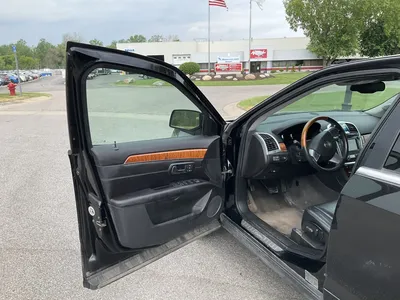 USED 2008 CADILLAC SRX