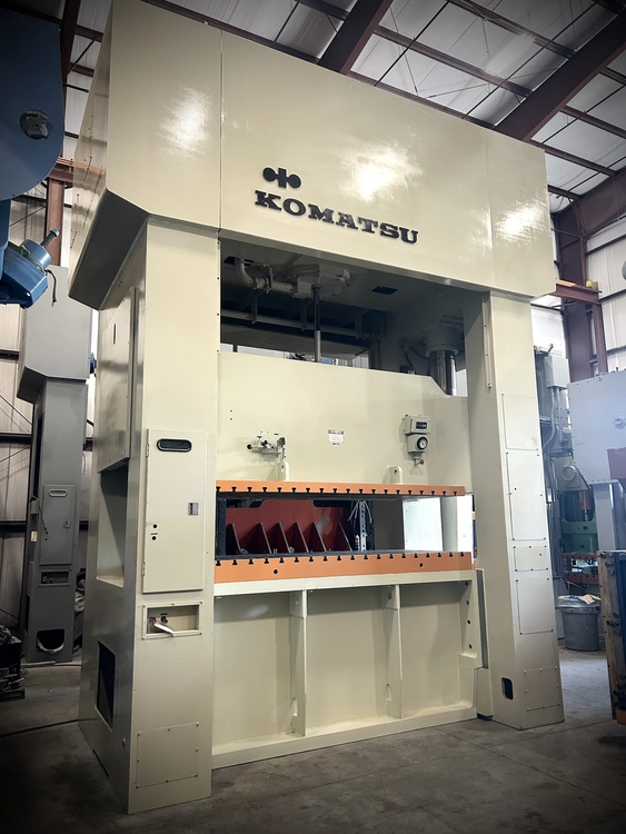 Used 1985 KOMATSU PRESSES KOMATSU E2P-400 PRESS Straight Side Presses | Alma Machinery #898834