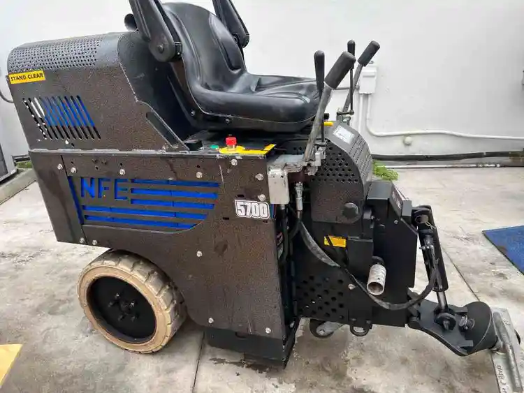 Used 2016 NATIONAL FLOOR 5700 Scrapers Florida US | Revelation Machinery #405868
