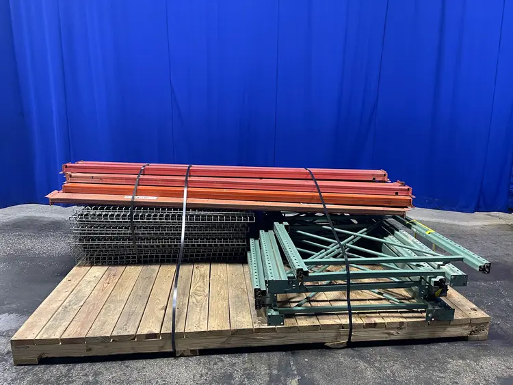 Used _UNKNOWN_ TEAR DROP Pallet Racking Ohio US | HGR 24 #1233364