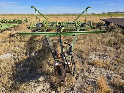 USED JOHN DEERE 1600