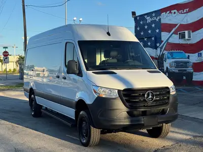 Used 2024 MERCEDES-BENZ 2500 Vans Florida US | Truck and Van Outlet #1509211