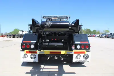 New | in-Stock 2025 MACK GRANITE 64BR Rolloff Trucks Texas US | Roll Off Truck World #1491900