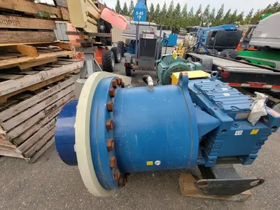 Ratio 329.82:1 Gear Reducer PHF082-MC3RLSF06 w/ 125hp Motor MUV449-BB-F2