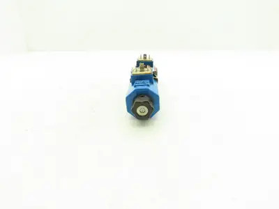 Toyo-oki HD3-3W-BGA-025A-WDD2 Hydraulic Directional Solenoid Valve 24VDC