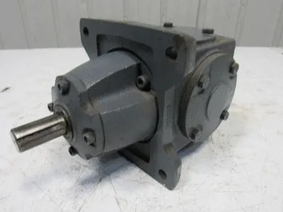 Boston Gear VR146 JV3 1:1 Ratio 1750RPM Input 25Hp Max Right Angle Gearbox
