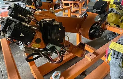 Used 2012 KUKA KR60 JET GANTRY ROBOT SYSTEM WITH KRC4 CONTROLLER Robots | Harbor Machinery Inc. #1283344