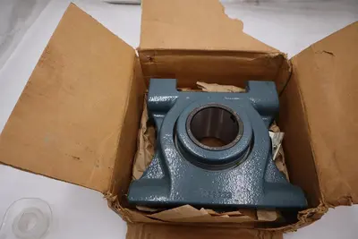 NEW DODGE TPHU-S2-207R SPHERICAL ROLLER BEARING TOP ANGLE TAKE-UP HOUSING #H909