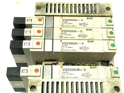 VV5Q21-05N9FU0-S,VQ2200N-5 | SMC VV5Q21-05N9FU0-S Manifold Base w/ Solenoids - For parts or not working