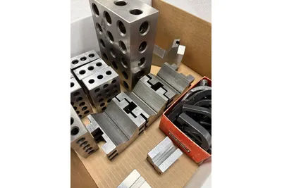 Used _UNKNOWN_ _UNKNOWN_ V-Blocks Utah US | KD Auctions #1549365