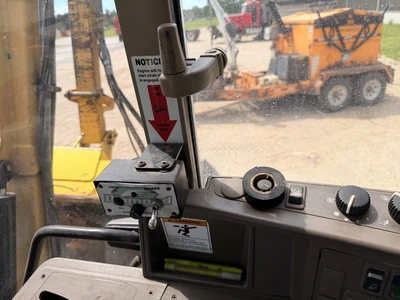 USED JOHN DEERE L06330H659679