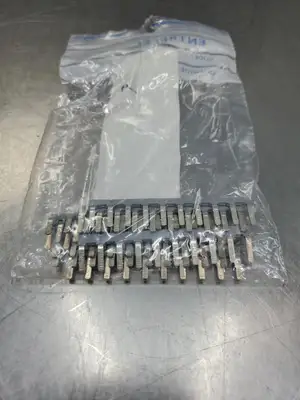 ABB 1SNA173523R1100 PC81 TERMINAL JUMPER, LOT OF 9. 4F-50/1