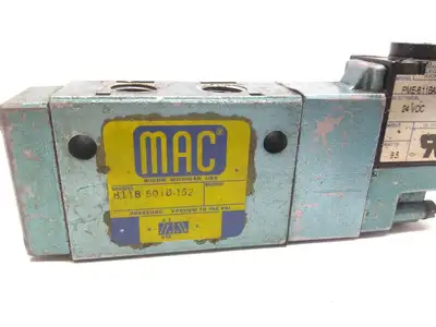 USED MAC SOLENOID VALVE WITH PME-611BAAA 24VDC COIL