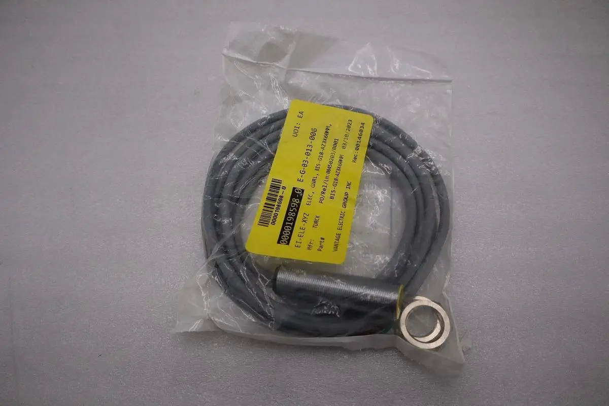 NEW TURCK 4330400 BI5-G18-AZ3X INDUCTIVE SENSOR STK G973A