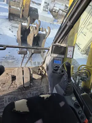 Used 2018 KOMATSU PC200LC-8 Excavators British Columbia CA | Lenmark #836601