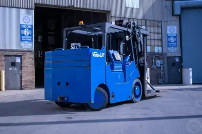 Used 2017 VERSA-LIFT VERSA-LIFT 17/25 Liquid Propane Forklifts Illinois US | Forklift Exchange #1370812