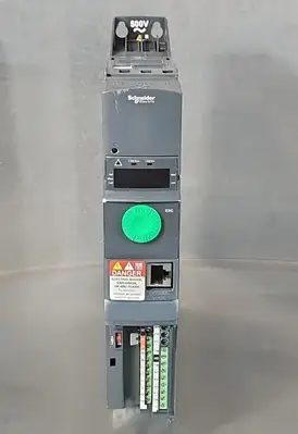USED Schneider Schneider ATV320U07N4B