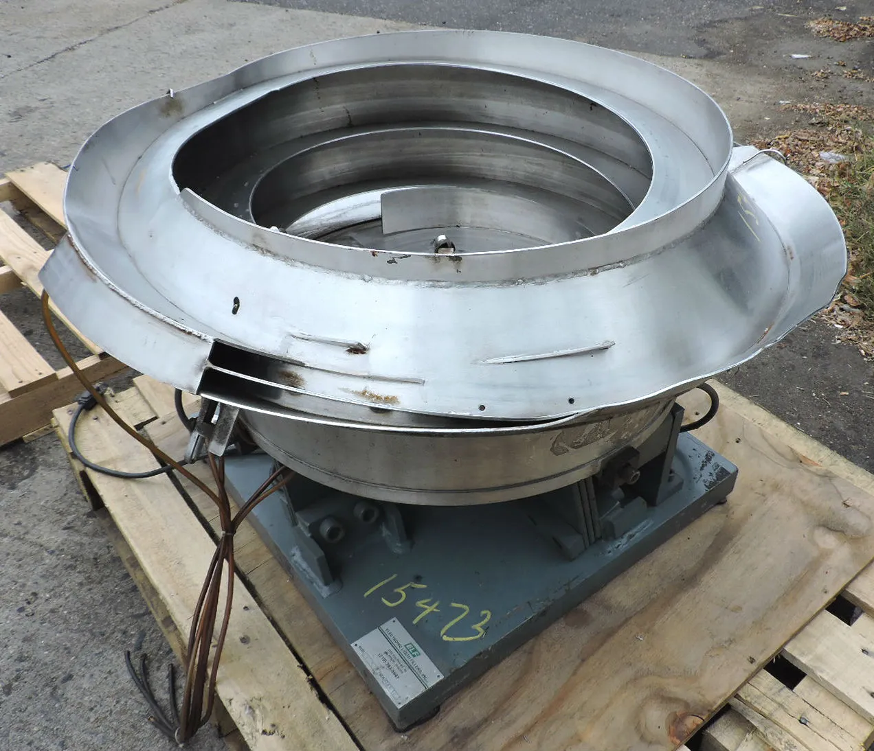 USED ELF 24" SS BOWL FEEDER CF 532 24