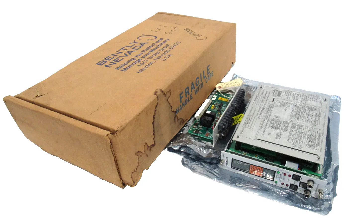 NEW BENTLEY NEVADA 3300/50 TACHOMETER MONITOR 3300/50-02-01-00-00 84141-01
