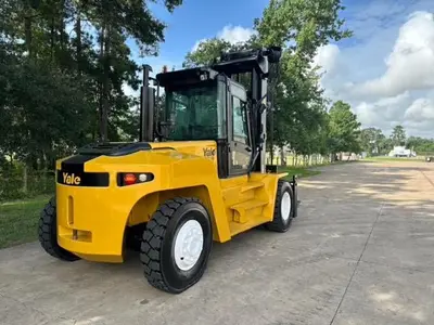 USED 2011 YALE GDP360