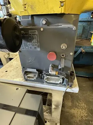 Used 2016 FANUC FANUC M-20IB/25 Robots Michigan US | Aucto #1306798
