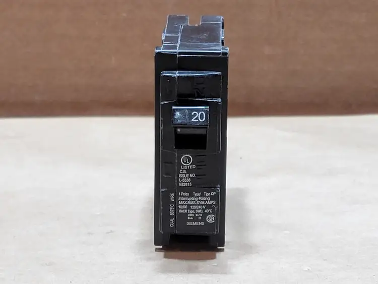 Used SIEMENS Q120 Switchgears British Columbia CA | Lenmark #835795