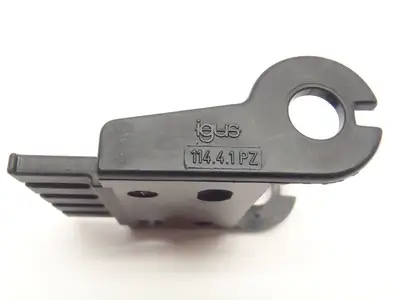 114.4.1 PZ | Igus  End Mount for Energy Chain Cable Channel - New