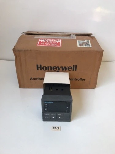 NEW HONEYWELL DC300L-0-000-10-0000-0