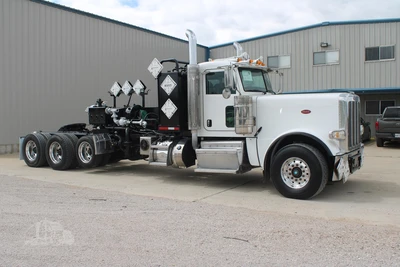 Used 2012 PETERBILT 389 Vacuum Truck Texas US | Roll Off Truck World #1491931