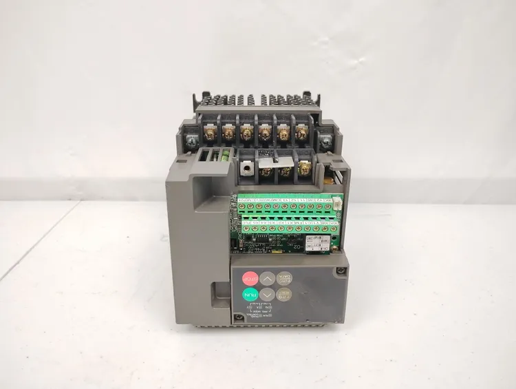 Used SAFTRONICS PC104001-9 Power Inverters US | Sporadic Surplus LLC #1058412