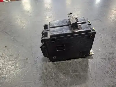 15 Amp, 2 Pole, 120/240 volts Circuit Breaker