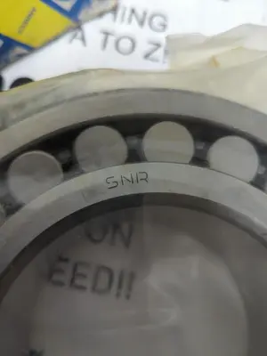 New | in-Stock SNR 23220-V-B33 Bearings | Surplus Asset Holdings #1195538