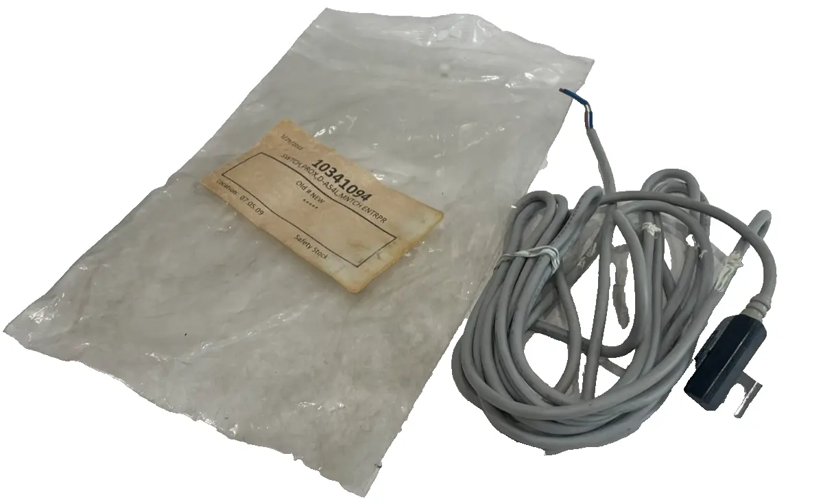 NEW SMC D-A54 L PROXIMITY SWITCH DA54 L