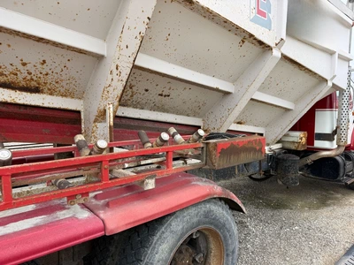 Used 1995 INTERNATIONAL 4900 Dump trucks Indiana US | Proxy Equipment #1494886