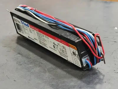 USED UNIVERSAL LIGHTING B232I277RH-A