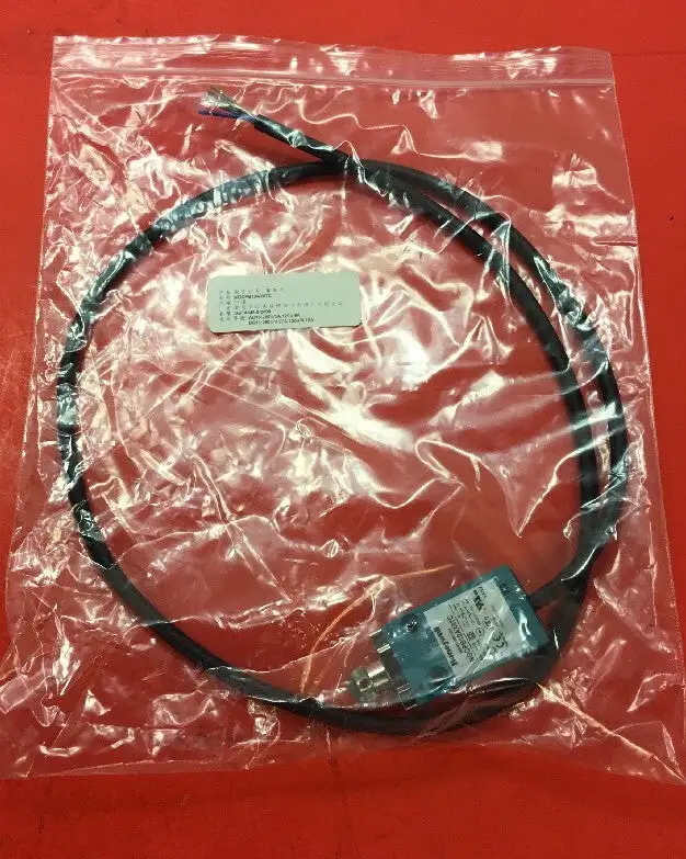 Honeywell NGCPB10AX07C Roller Push Metal Limit Switch 1 NO 1 NC 10 Amp 6A
