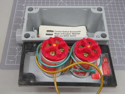 Used INDUSTRIAL CONTROL EQUIPMENT _UNKNOWN_ Relays & Switches | OCO Industrial #1695578
