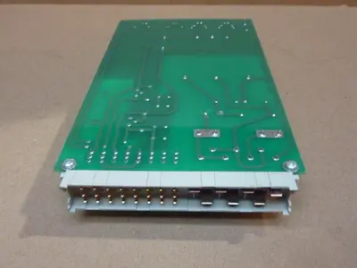 USED LUMONICS E81Z5561C
