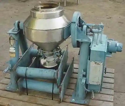 Used PATTERSON-KELLEY NA Double Cone - V Mixers New Jersey US | Phoenix Equipment Corp 4 #175424